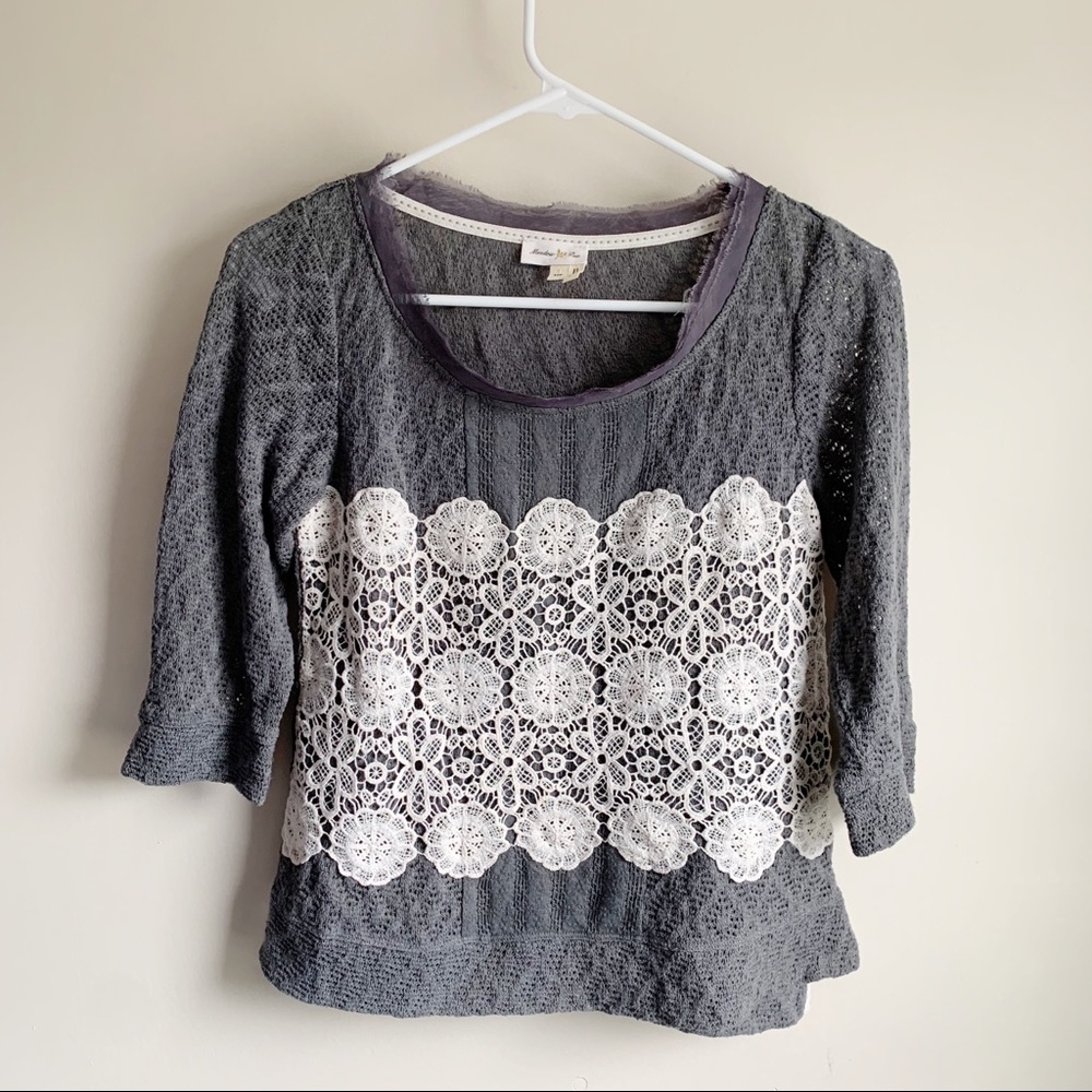 Anthropologie Meadow Rue Gray Cream Lace 3/4 Sleeve Top